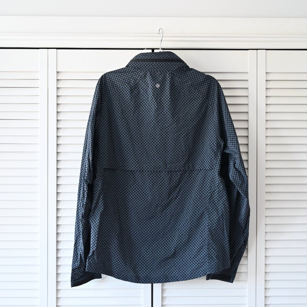 Lululemon Athletica NWT Surge Jacket Lightweight Running Jacket | Size Large - Picture 7 of 8